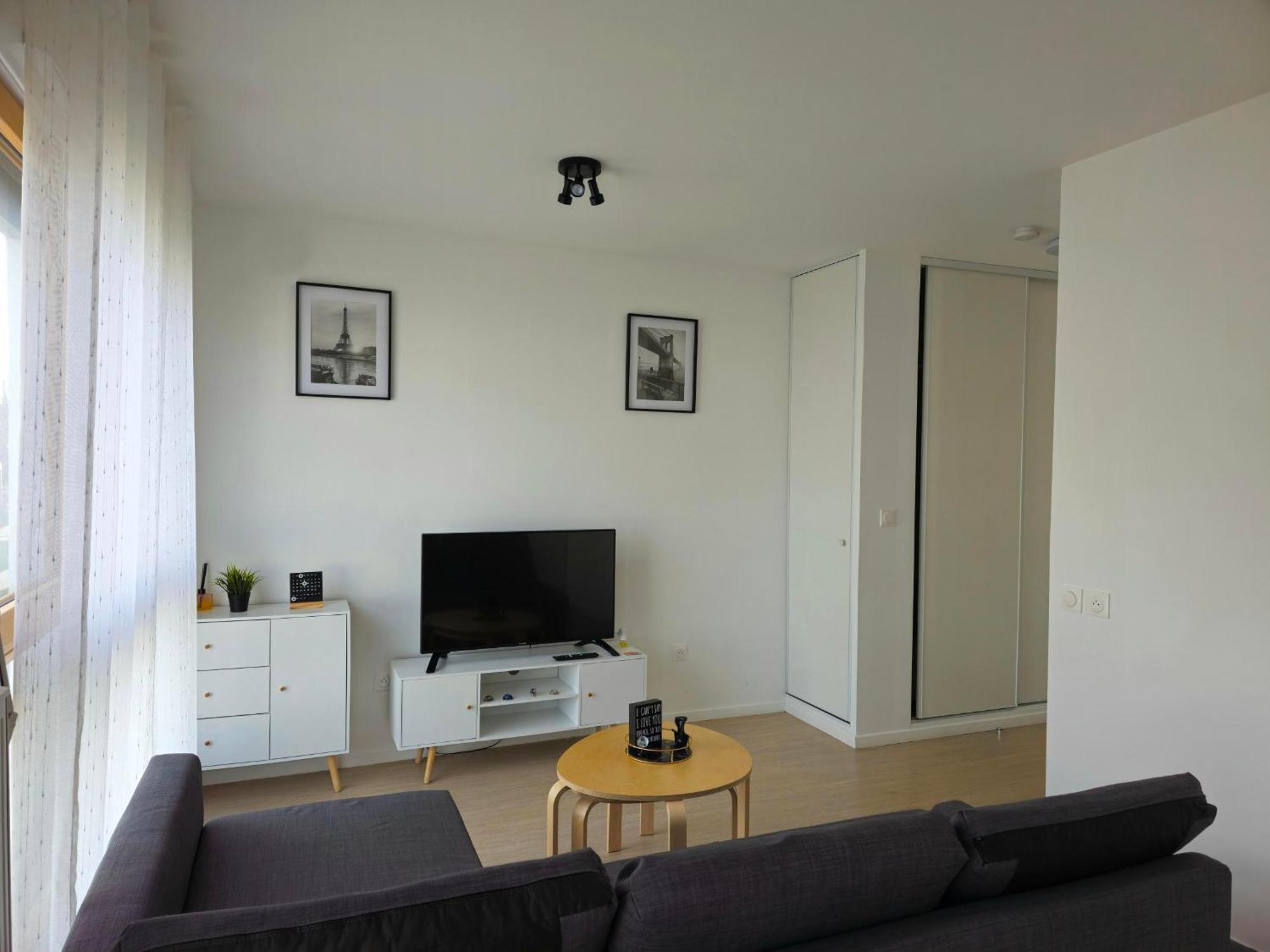 Appartement Studio Entre Paris Et Disney à Bussy-Saint-Georges Extérieur photo